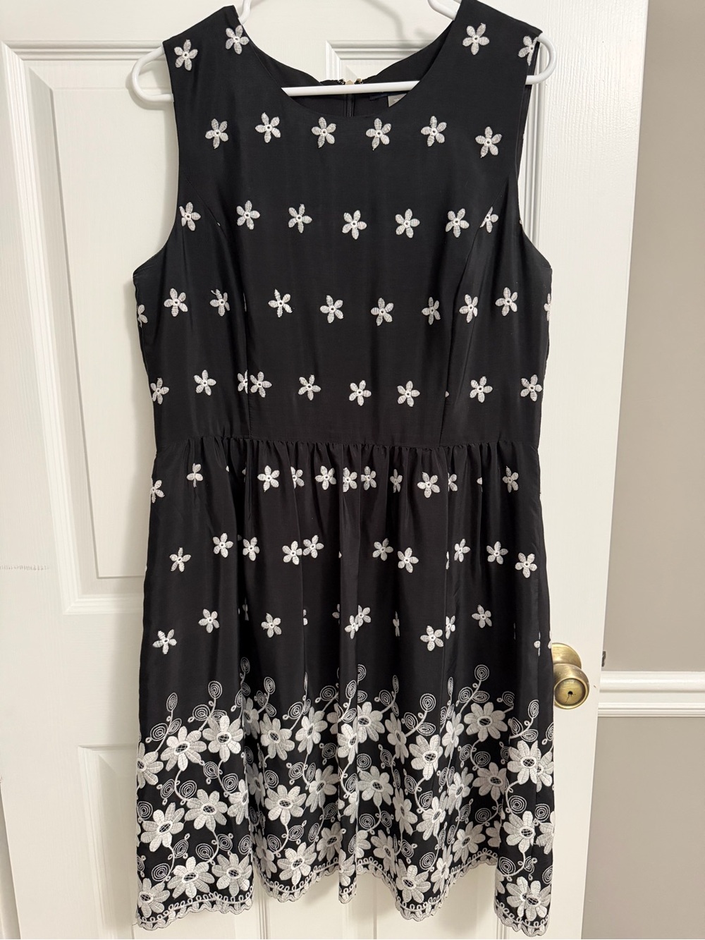 Black and White Tommy Hilfiger sleeveless dress